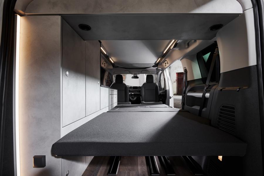 Интерьер Opel Crosscamp Life 2020 года  (фото 14 из 15)